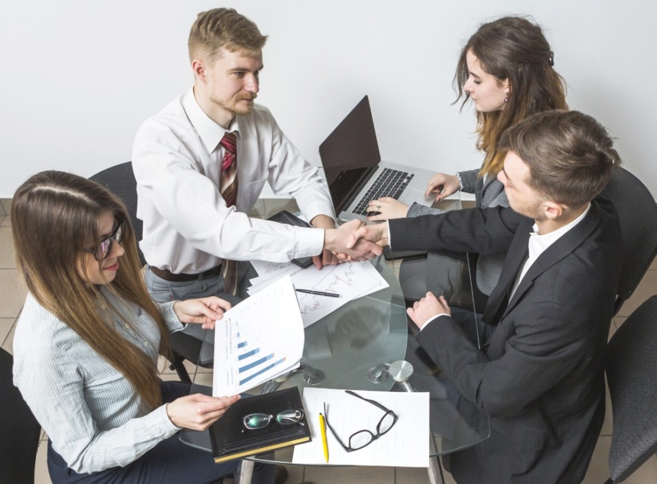 Navigating Complex Deals: The Power of Mergers & Acquisitions Advisory and Transaction Support